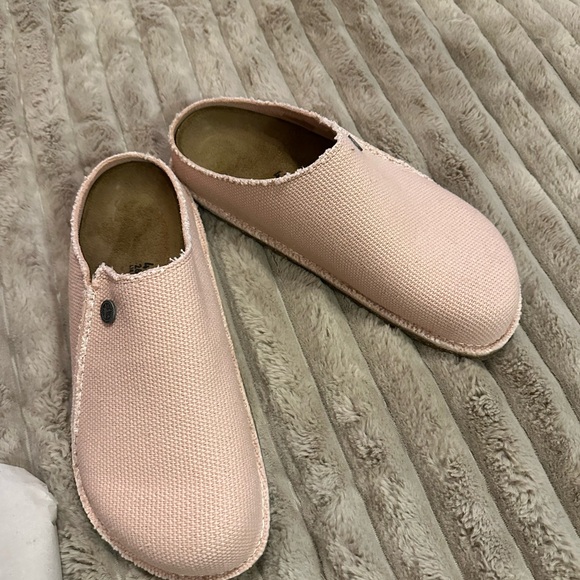 Birkenstock Brand new Pink Slip-On Loafers - Picture 1 of 5
